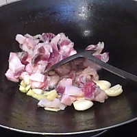 三菇焖白菜花肉----小丽家常菜的做法图解5