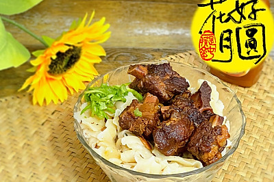 排骨刀削面