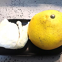 虾籽扒柚子皮的做法图解1