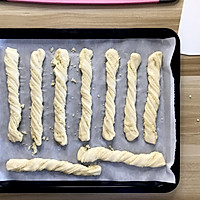 香喷喷的椰蓉奶棒面包 椰蓉面包的做法图解9