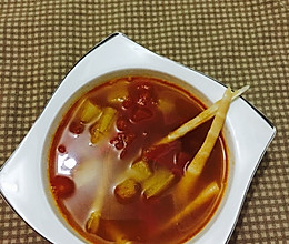 西红柿土豆咸笋汤的做法