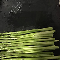 咸蛋黄芦笋的做法图解2