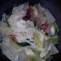 冬瓜粉丝白菜汤的做法图解6