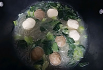 青菜肉丸粉丝汤的做法