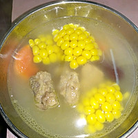 胡萝卜玉米排骨汤的做法图解5