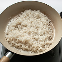 平底锅煮米饭--的做法图解2