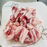 洋葱辣炒五花肉的做法图解1