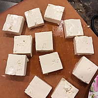 浇汁老豆腐的做法图解1