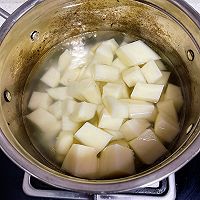 孜然青椒火腿土豆粒的做法图解4