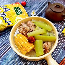 #测测你的夏日美食需求#葫芦玉米排骨汤