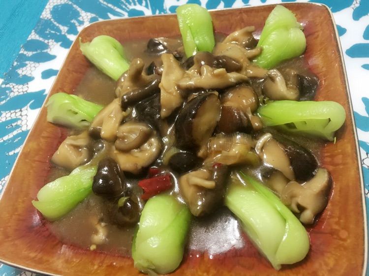 好吃好做的家常香菇油菜