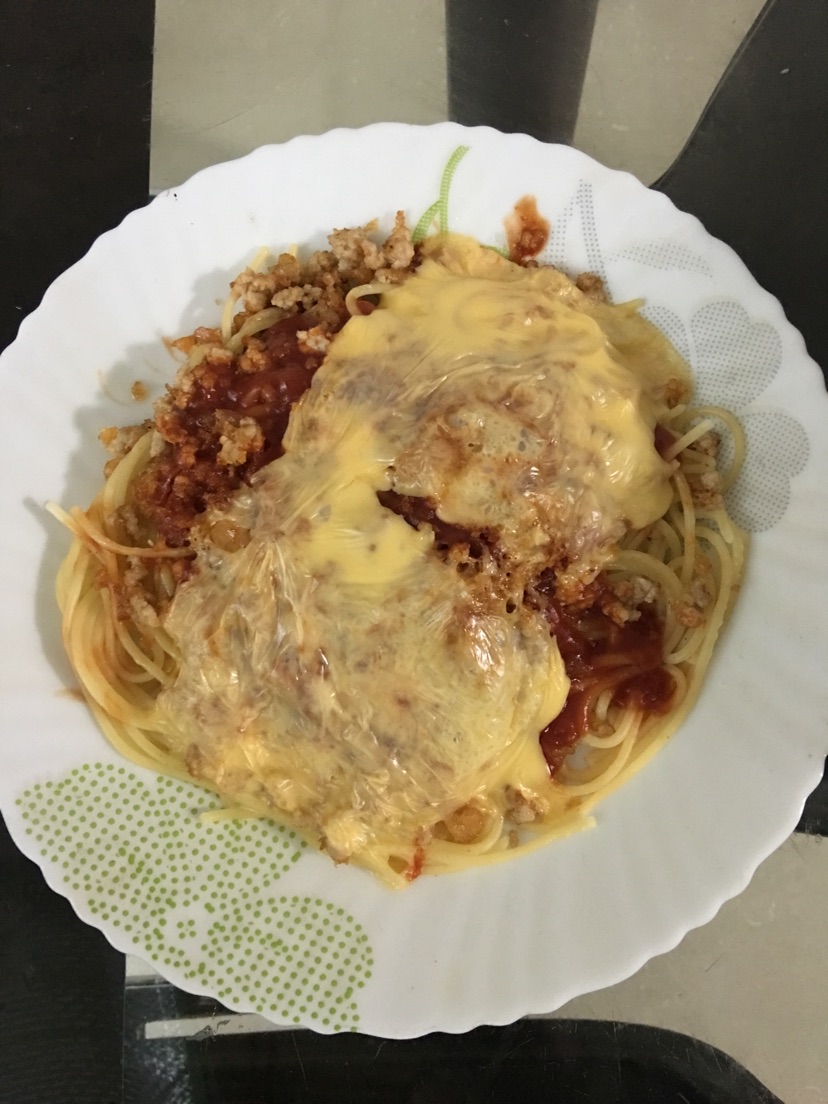 芝士肉酱干虾米焗意粉的做法图解1