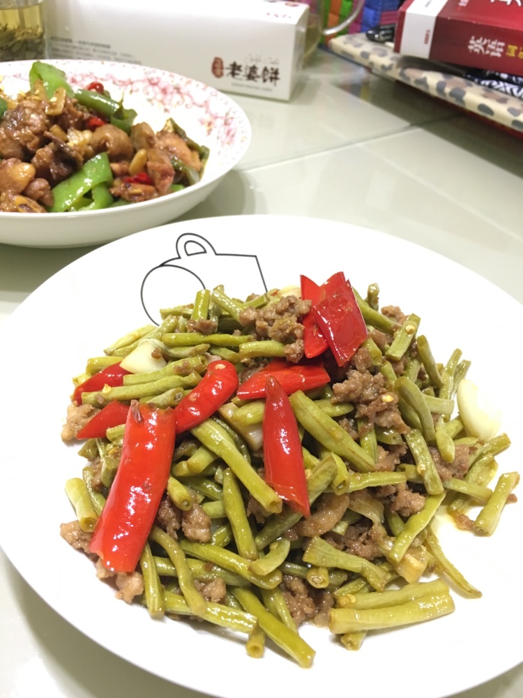 酸豆角炒肉末