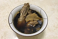 熟地甘草炖老鸭汤的做法