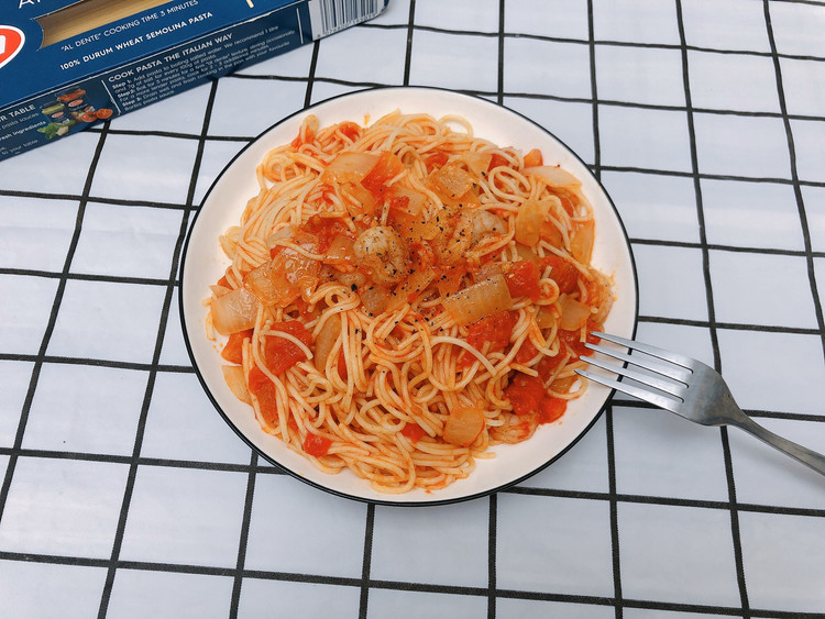 番茄虾仁意面的做法