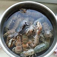 清煮卢沟虾的做法图解1