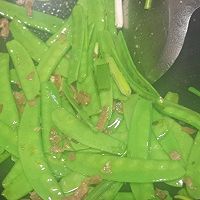 培根炒荷兰豆的做法图解4