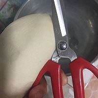 肉酱荷包蛋剪刀面的做法图解4