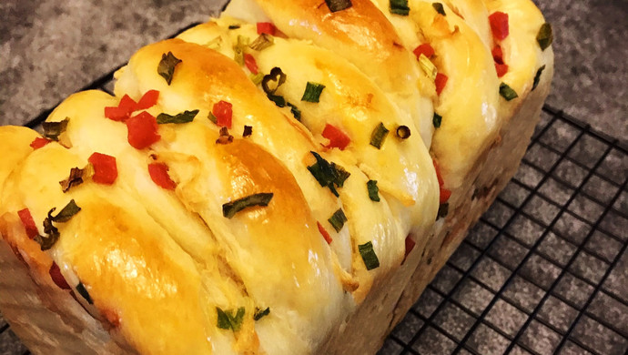 香葱火腿肉松手撕面包怎么做 香葱火腿肉松手撕面包的做法 豆果美食