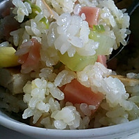 简单又健康的电饭锅版煲仔饭的做法图解5