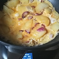 西班牙土豆煎蛋饼#美亚•焕新厨房，唤醒美味#的做法图解3