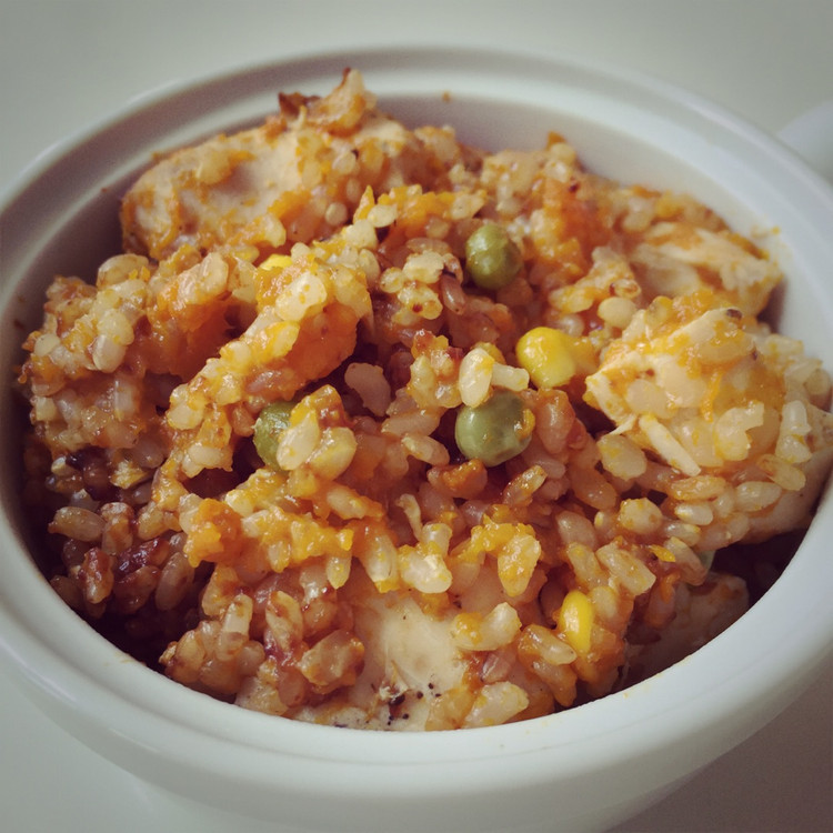 南瓜鸡肉糙米饭的做法