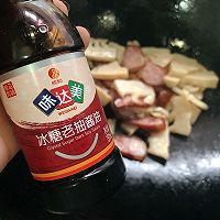 蚝油腊肉炒冬笋，鲜味熏味不冲突的做法图解8