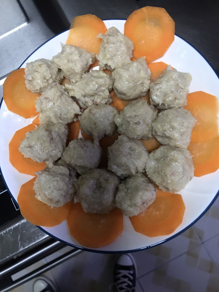 莲藕肉丸的做法