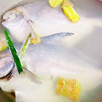 #妈妈手中的安心味#五彩双鲳鱼酸甜味的做法图解6