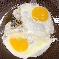 #浪漫七夕 共度“食”光#鸡肉辣椒酱炒饭的做法图解3