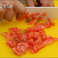 酸甜茄子烧三文鱼的做法图解2