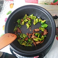 超级好吃的过油肉炒腐竹的做法图解4