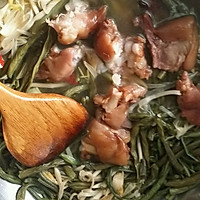 干豆角黄花菜酱炖猪脚的做法图解7