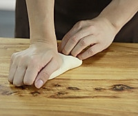 鲜肉锅贴的做法图解1