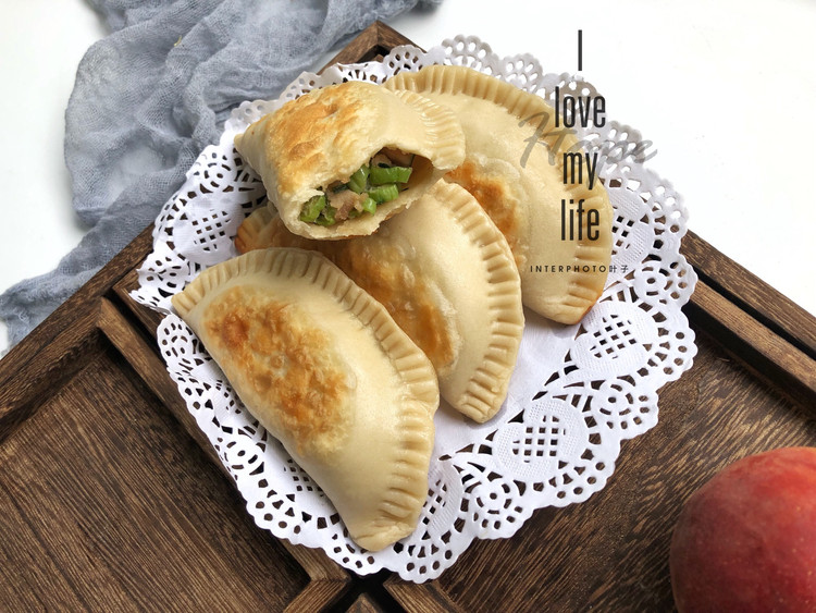 四季豆盒子的做法