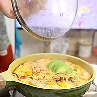 #法国天然奶酪挑战赛#牛油果加拿大北极虾烘蛋的做法图解7