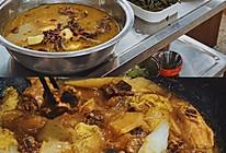 排骨鸡块铁锅炖的做法