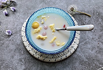甜品—椰汁鸡蛋汤圆的做法