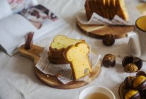秋日の蛋糕【糖酒栗子南瓜磅蛋糕】的做法