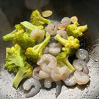 #东古滋味 幸福百味#西兰花炒虾仁，健康减脂，好吃不胖的做法图解14