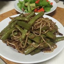 扁豆焖面（下班的快手饭）