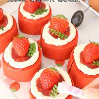 红丝绒草莓冰酪蛋糕的做法图解12