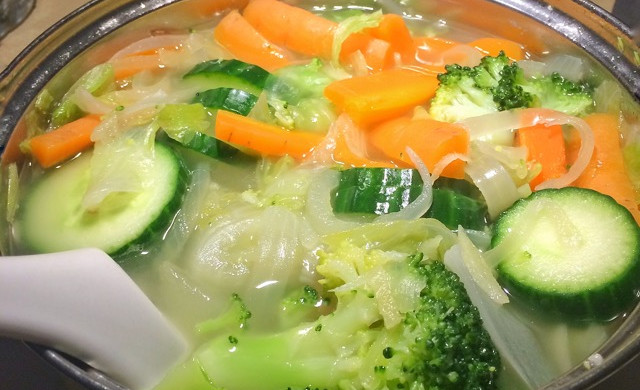 鲜美营养的蔬菜清汤