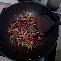香辣西芹炒鱿鱼的做法图解4