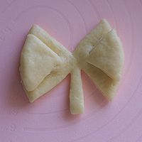 蝴蝶结面包的做法图解10