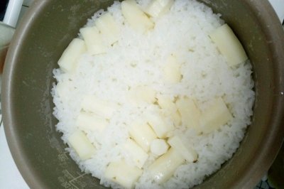 山药焖米饭