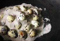 盐焗鹌鹑蛋的做法