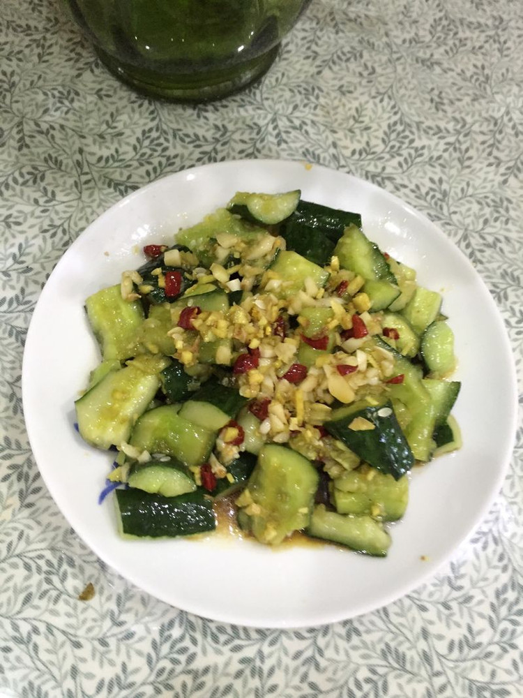 简单版凉拌黄瓜的做法