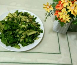 黄瓜配生菜的做法