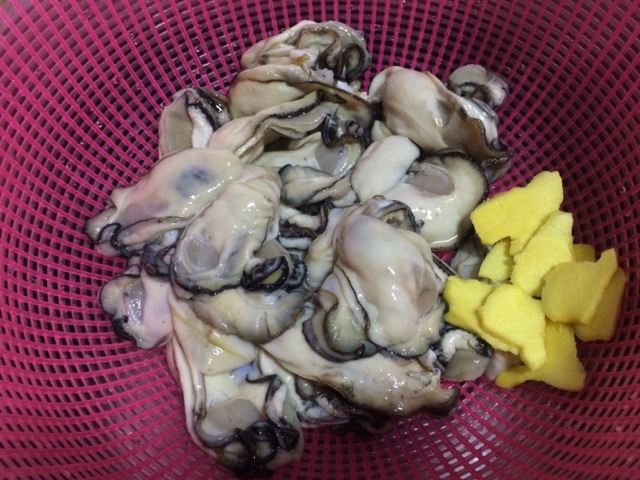 姜葱炒生蚝的做法图解1